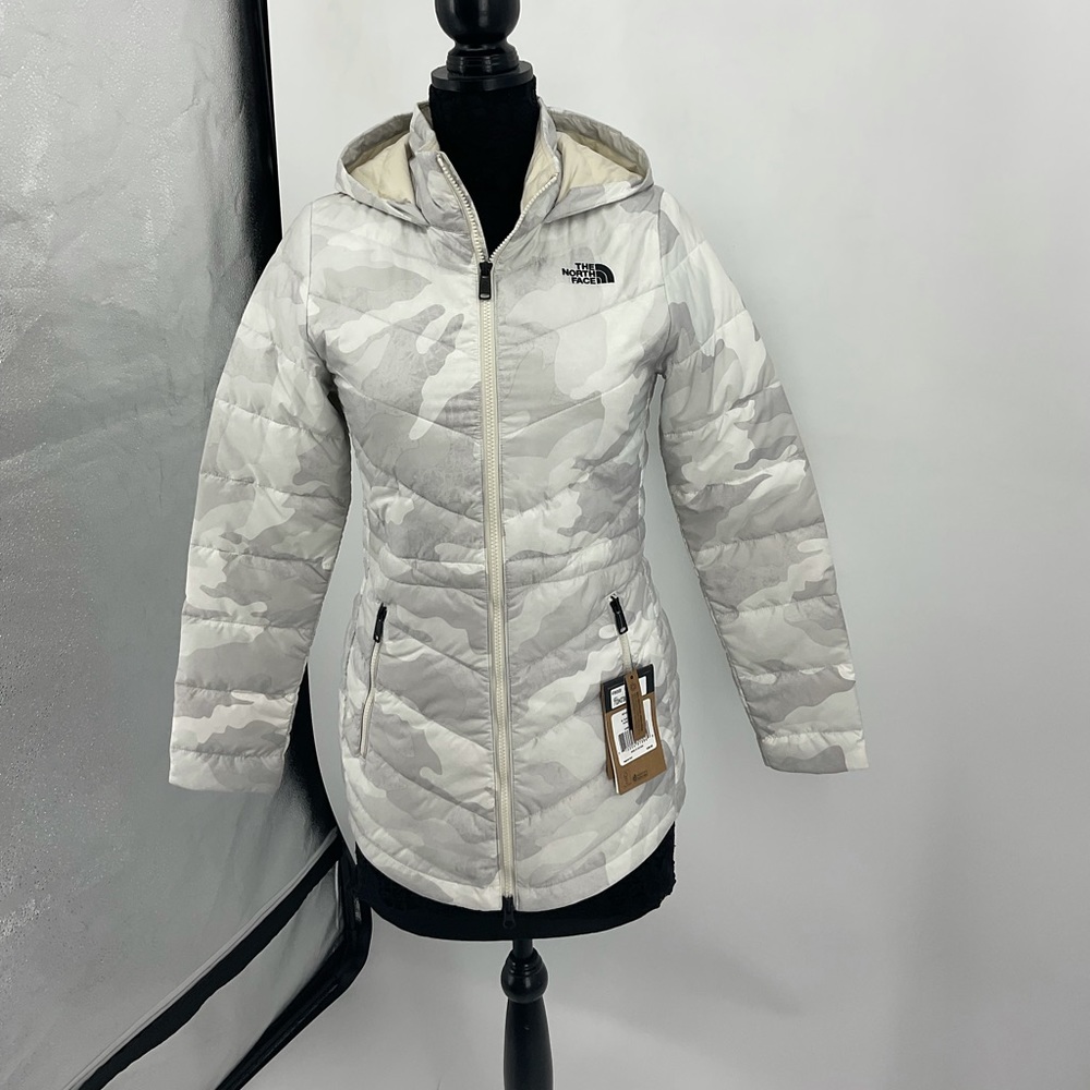 Woman’s size small The north Face Down Cameo Jacket